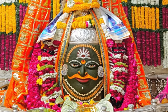 Ujjain tour package from Pune by Parkhi Holidays